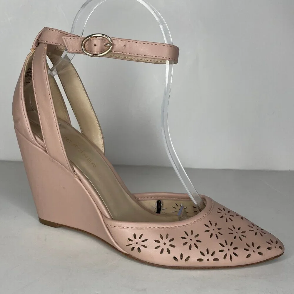 Marc Fisher Barbra Blush Pink Laser Cut Floral Wedge Pumps Ankle Strap Size 7M